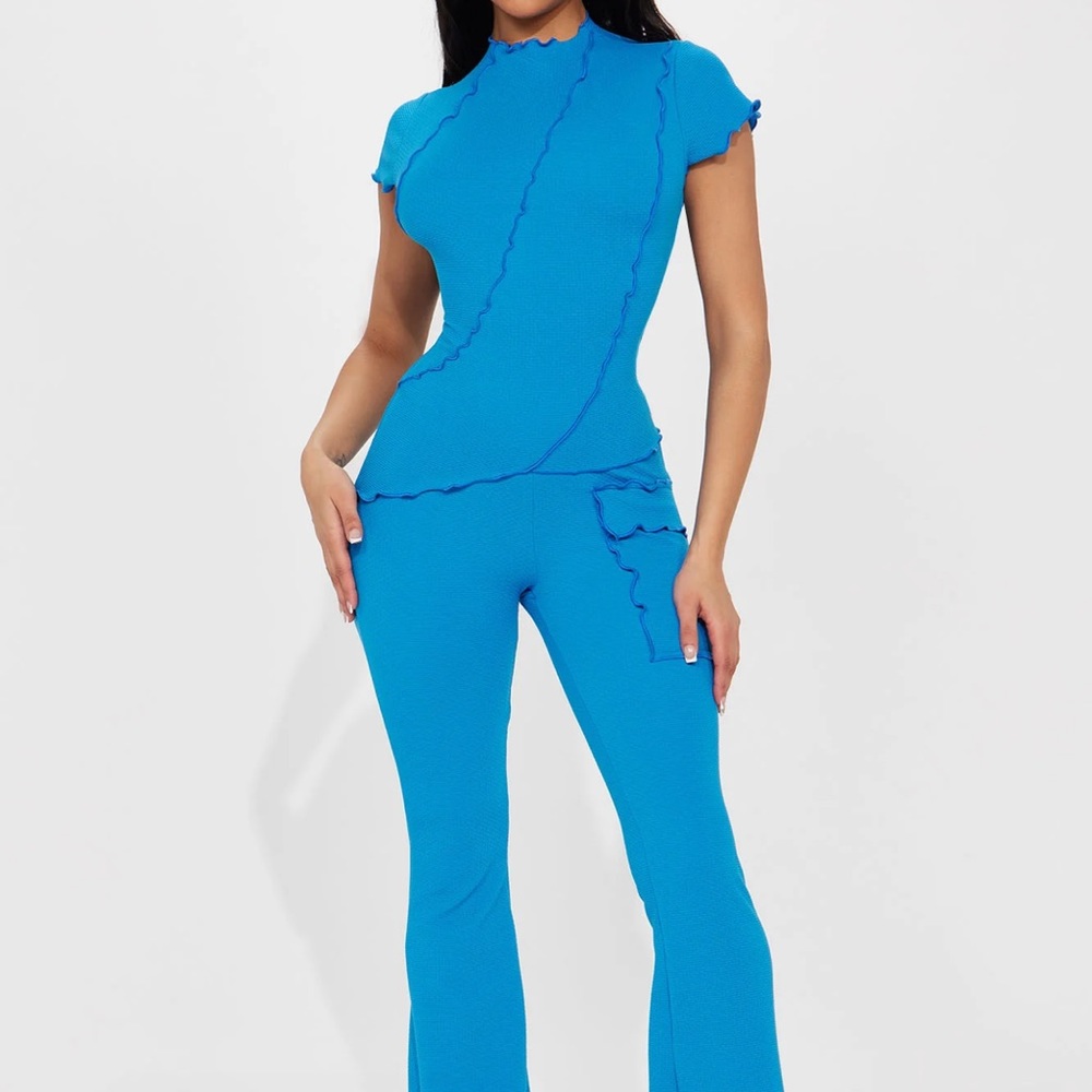 Fashion Nova Turquoise Pant Set (Small)